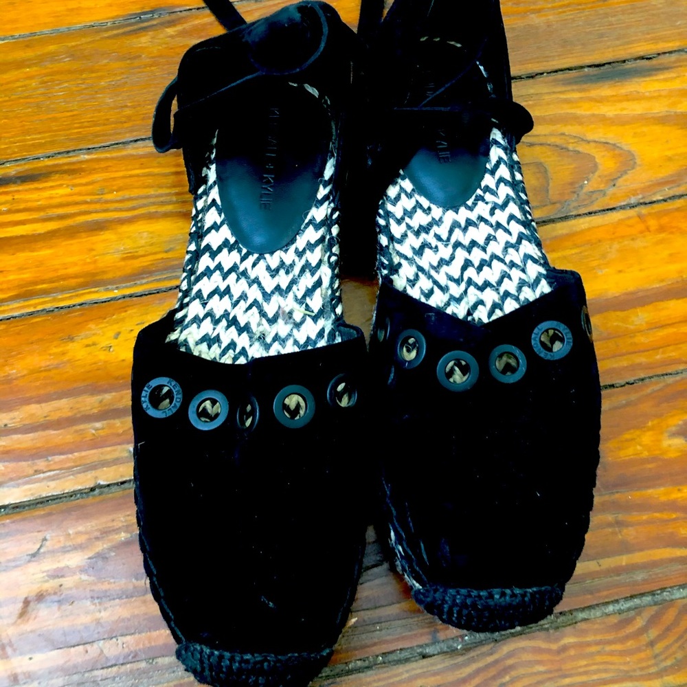 Kendall and Kylie platform flats